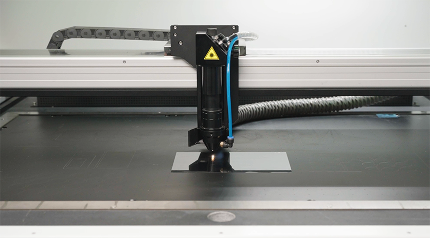 CO?�����и�